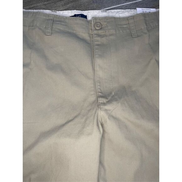 Shorts khaki color. Nice dress or play shorts. anywhere else you want to go. Siz - Picture 5 of 16